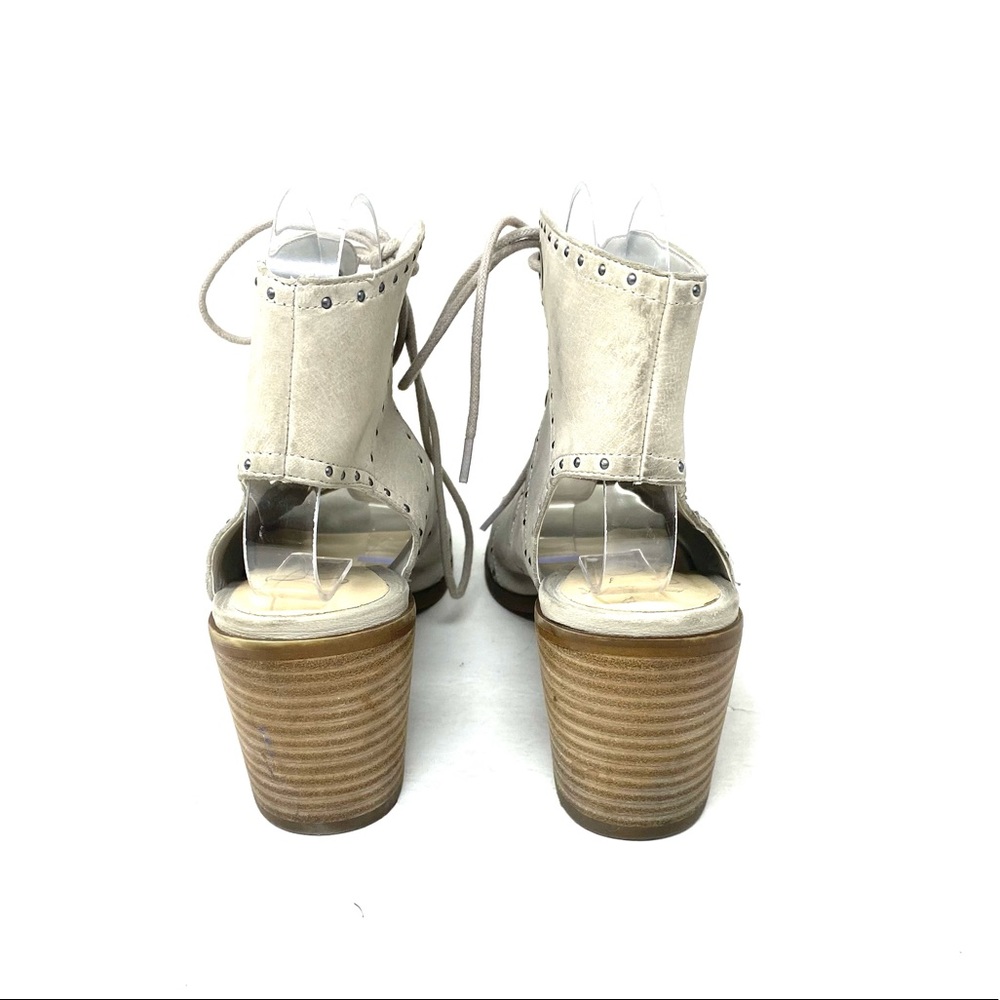 Jessica Simpson Sandals - Picture 5 of 8